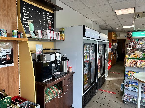 star Tankstelle - GALLERY