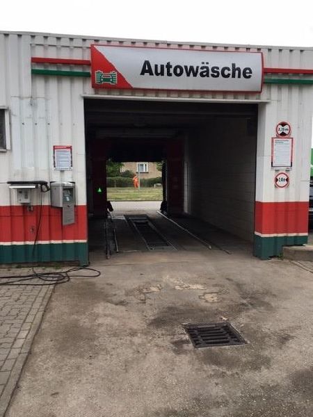 star Tankstelle - GALLERY