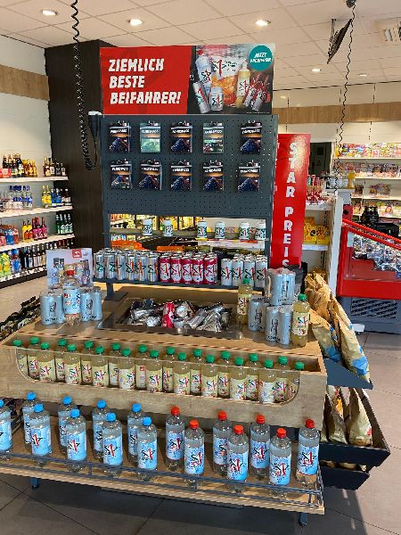 star Tankstelle - GALLERY