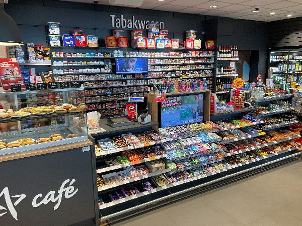 star Tankstelle - GALLERY