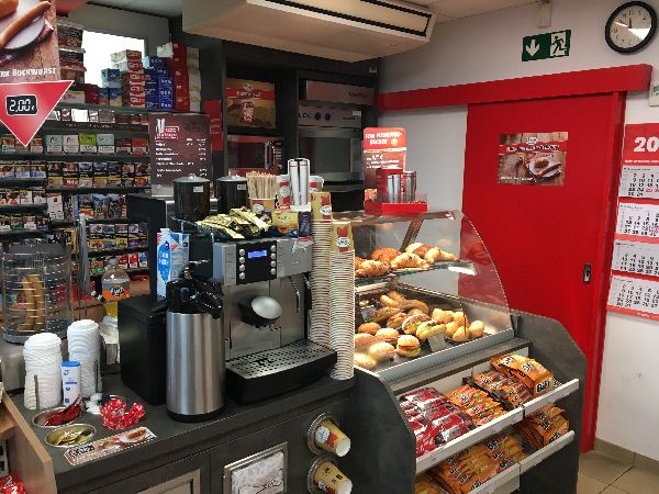 star Tankstelle - GALLERY