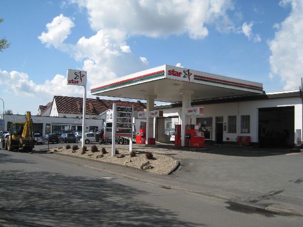 star Tankstelle - GALLERY