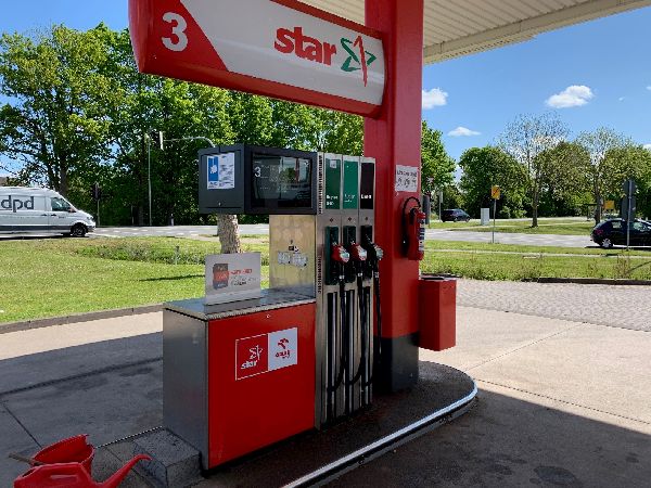 star Tankstelle - GALLERY