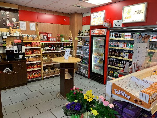 star Tankstelle - GALLERY