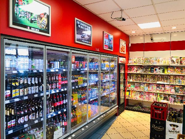 star Tankstelle - GALLERY