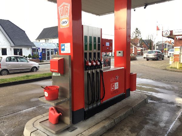 star Tankstelle - GALLERY