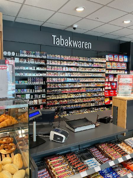 star Tankstelle - GALLERY