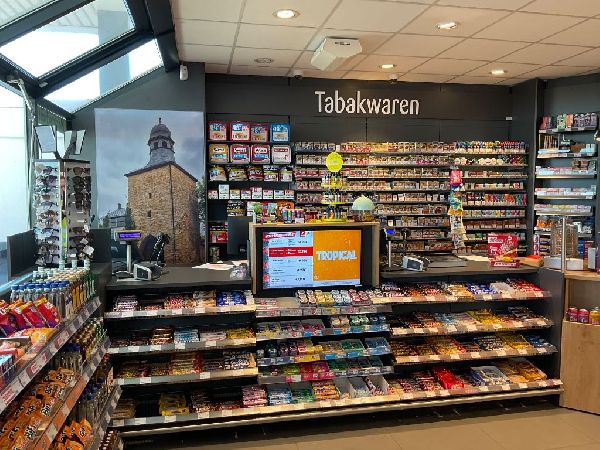 star Tankstelle - GALLERY