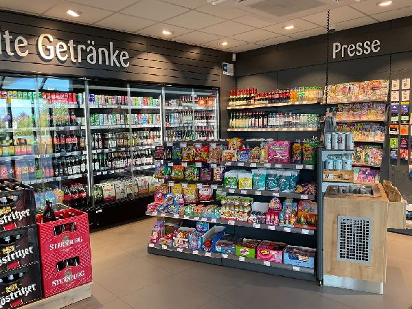 star Tankstelle - GALLERY