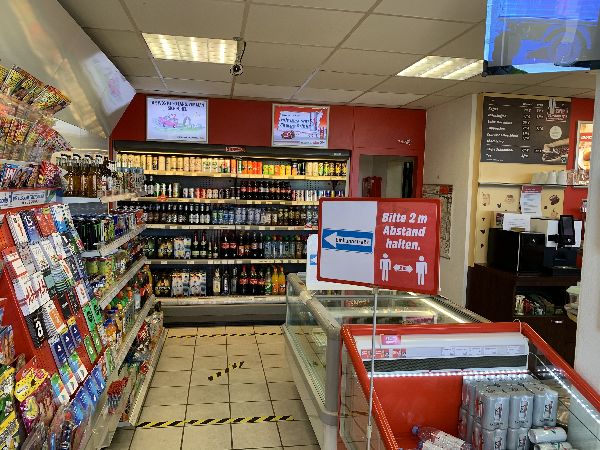 star Tankstelle - GALLERY