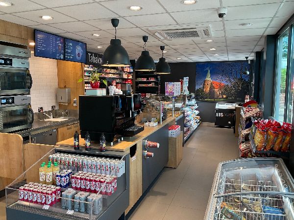 star Tankstelle - GALLERY