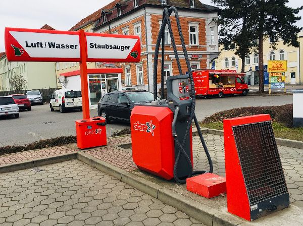 star Tankstelle - GALLERY