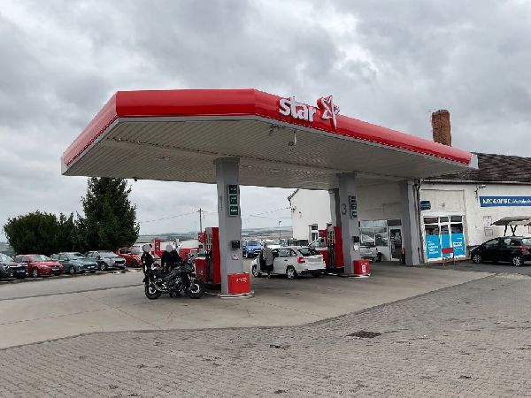 star Tankstelle - GALLERY