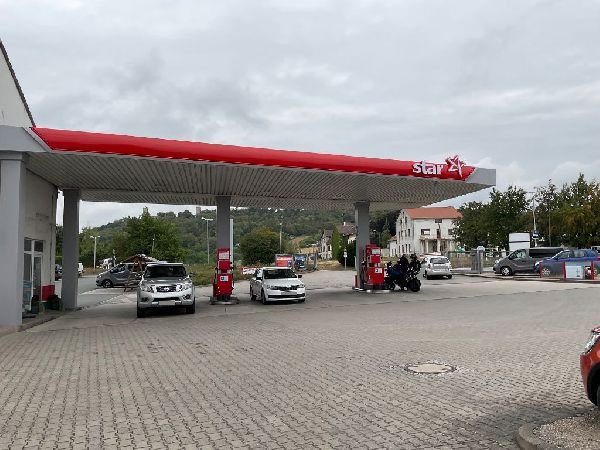 star Tankstelle - GALLERY