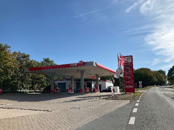 star Tankstelle - GALLERY