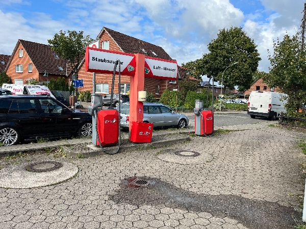 star Tankstelle - GALLERY