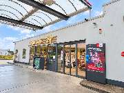 star Tankstelle - GALLERY