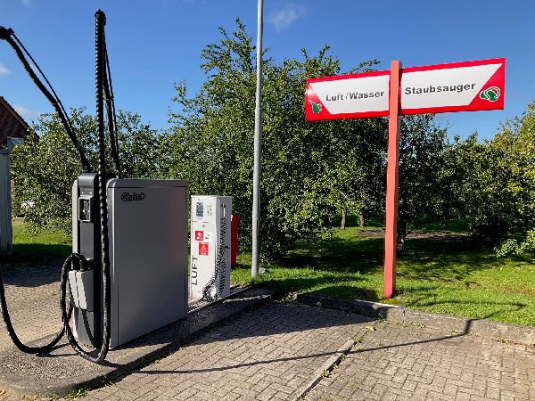 star Tankstelle - GALLERY
