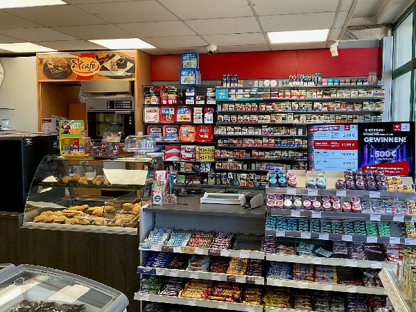 star Tankstelle - GALLERY
