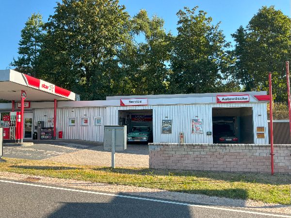 star Tankstelle - GALLERY
