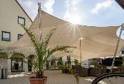 STOFFDACH Sonnenschutz - sonnensegel-gastronomie-hotel.jpg