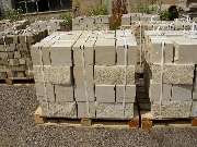 StoneDirekt - Natursteine - Sandstein beige, gespalten + gesägt