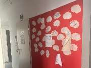 Studienkreis Nachhilfe Bergheim - Bergheim Erfolgswand im Flur