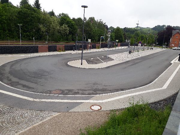 STW-Straßen-, Tief- und Wasserbau GmbH Eliasbrunn  …