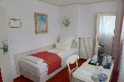 Sure Hotel by Best Western Rhoen Garden - Guest room