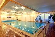 Sure Hotel by Best Western Rhoen Garden - Pool - indoor