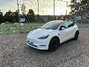 Taxi Tesla Stuttgart || Taxiunternehmen Gökhan Özmen | Whatsapp 7/24 - GALLERY