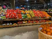 tegut... gute Lebensmittel - Obstabteilung mit Orangen, Zitronen oder Weintrauben