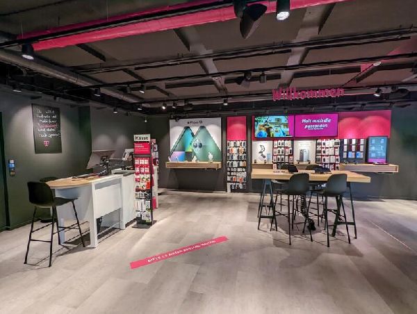 Telekom Shop - GALLERY