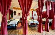 Thai-Massage | Chofah Thai Massage | Grünwald - behandlungtische - Thai-Massage | Chofah Thai Massage | Grünwald