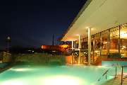 Therme Obernsees - Schwimm- und Attraktionsbecken in der Therme Obernsees