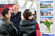 Thomas Franck auf der Hamburger Immobilienmesse im Kundengespräch
