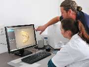 Thomas Graf Dental Atelier - Mitarbeiterin-und-Chef