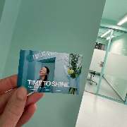 Time to Shine Zahnprophylaxe - Besuchen Sie Time to Shine in Pinneberg und erleben Sie den Unterschied in der Zahnprophylaxe.