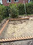 Tischlerei Hennemann - Tischlerei Hennemann professionell verlegter Terrassenrahmen aus langlebigem Holz mit stabilen Edelstahlpfosten. Optimale Basis für hochwertige Außenflächen und individuell geplante Terrassen.