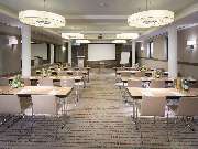 Titanic Comfort Mitte - Tables and chairs