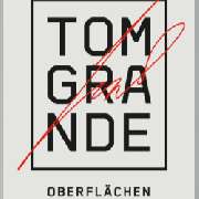 Tom Grande Oberflächen - LOGO