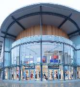 Tommy Hilfiger Outlet - GALLERY