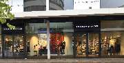 Tommy Hilfiger Outlet - GALLERY