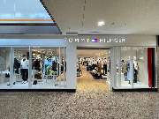 Tommy Hilfiger - GALLERY