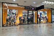 Tommy Hilfiger - GALLERY