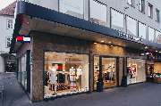 Tommy Hilfiger - GALLERY