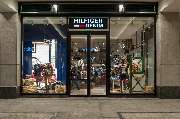 Tommy Jeans - GALLERY