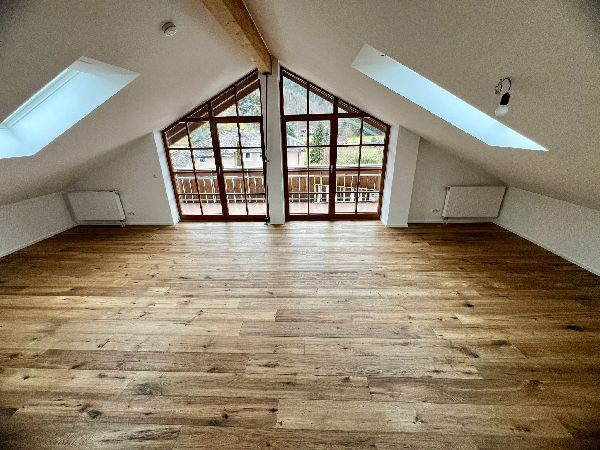 Toni Ullmann Innenausbau - GALLERY