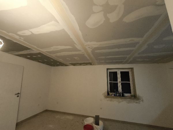 Toni Ullmann - GALLERY