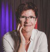 Trauerrednerin Peters - 3